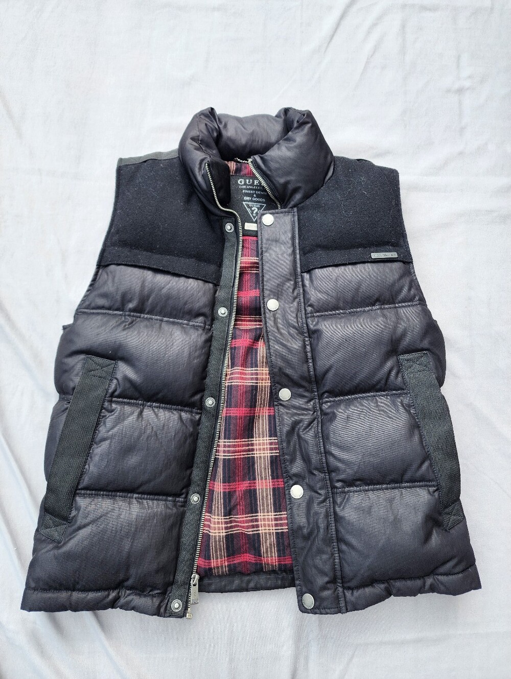 Guess Puffer Vest Mens Small Quilted Full Zip Sleeveless Jacket Lining Pockets